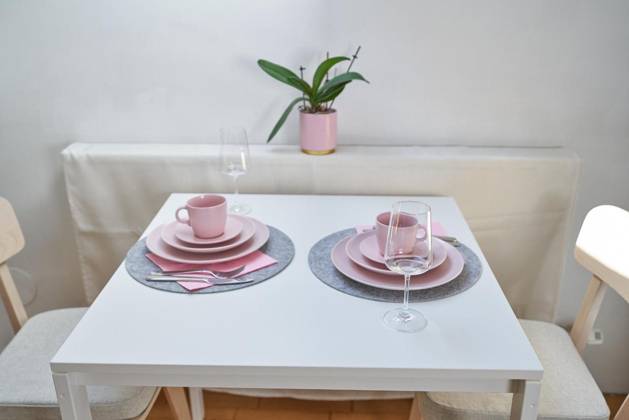 Big Apartment In Guesthouse บาเดน ภายนอก รูปภาพ